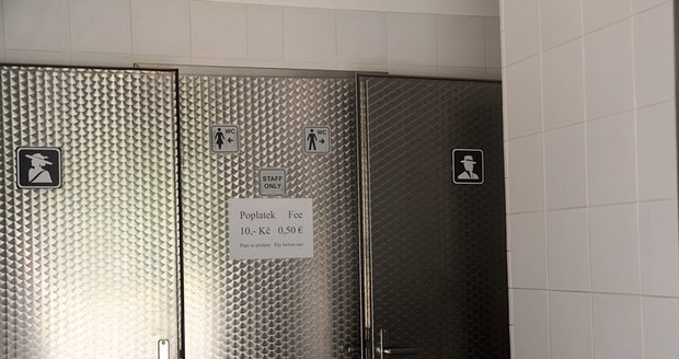 Veřejné záchody na Kampě