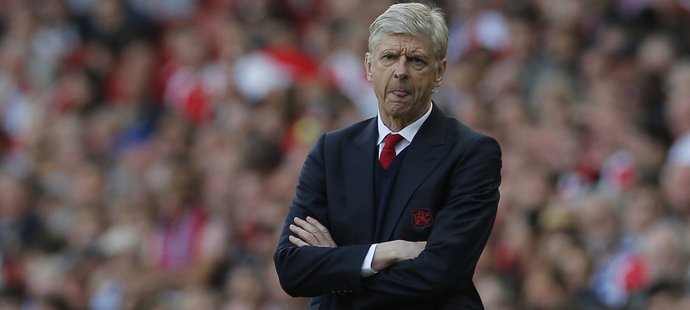 Trenér Arsenalu Arséne Wenger prodloužil s klubem smlouvu o dva roky