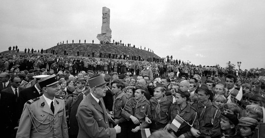 Desítka evropských státníků se v noci z 8. na 9. května zúčastnila pietního aktu na gdaňském poloostrově Westerplatte, kde před 70 lety vypukla druhá světová válka.