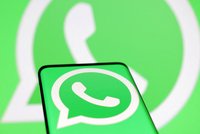 WhatsApp hlásil výpadky po celém světě! Potíže měli i uživatelé v Česku, služby se obnovují