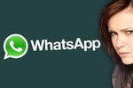 Uživatelé aplikace WhatsApp si stěžují na mazání negativních komentářů.