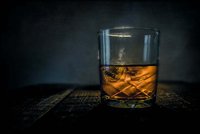 Ve Skotsku skokově zdraží alkohol o třetinu. Láhev whisky vyjde nejméně na 536 korun