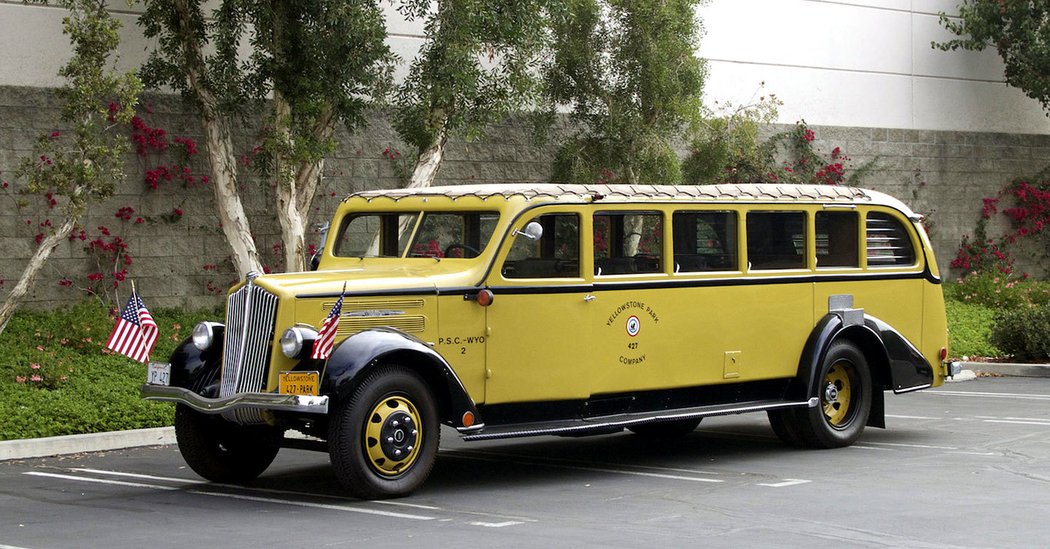 White Model 706 Yellowstone Park Bus (1937)