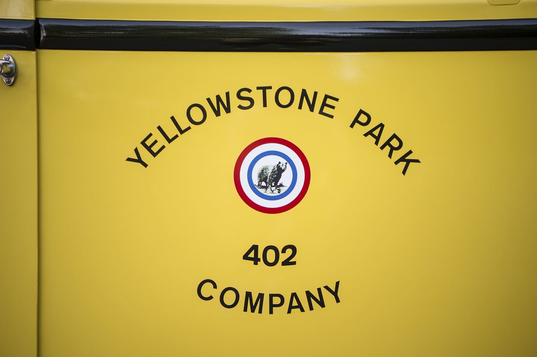 White Model 706 Yellowstone Park Tour Bus by Bender (1937)