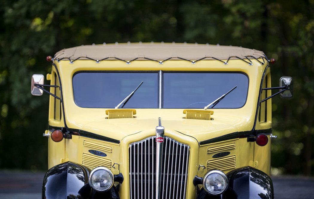 White Model 706 Yellowstone Park Tour Bus by Bender (1937)