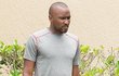 A stejně tak nedostane ani floka Bobbiin přítel, průšvihář Nick Gordon (25).