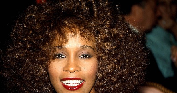 Whitney Houston se utopila ve vaně