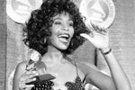 Pro mnohé zpěváky byla Whitney Houston vzorem