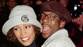 Exmanžel Whitney Houston Bobby Brown není na zpěvaččině pohřbu žádaný