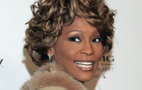 Whitney Houston je v léčebně! Kvůli drogám?