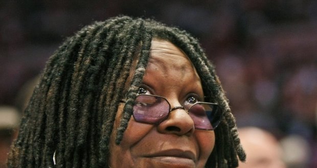 Whoopi Goldberg: "Věřím na duchy, pořád mi bude nablízku."