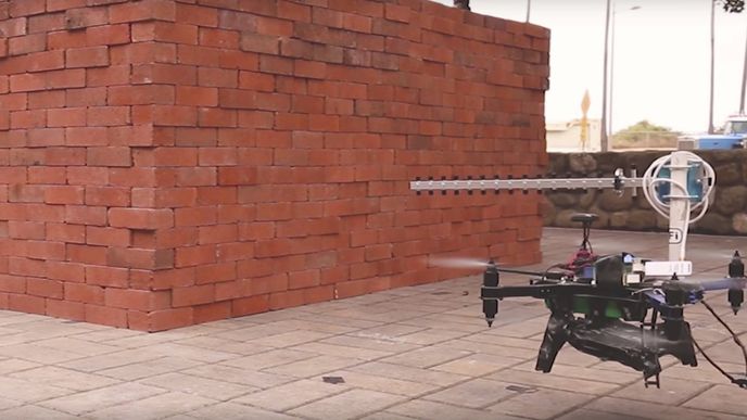 Nový systém skenování z dronu dokáže pomocí Wi-Fi vidět skrz zeď