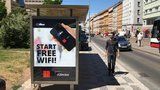 Praha má první wi-fi zastávky. Do konce roku jich bude tři sta