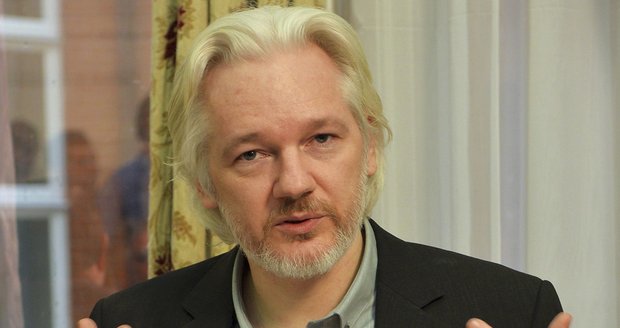 Assange už neviní ze znásilnění. Neexistují důkazy, přiznala švédská prokuratura
