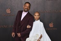 Když jedna láska nestačí: Které celebrity se nebrání vztahu ve třech?