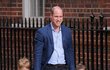 William vede prince George a princeznu Charlotte na návštěvu za malým bráškou