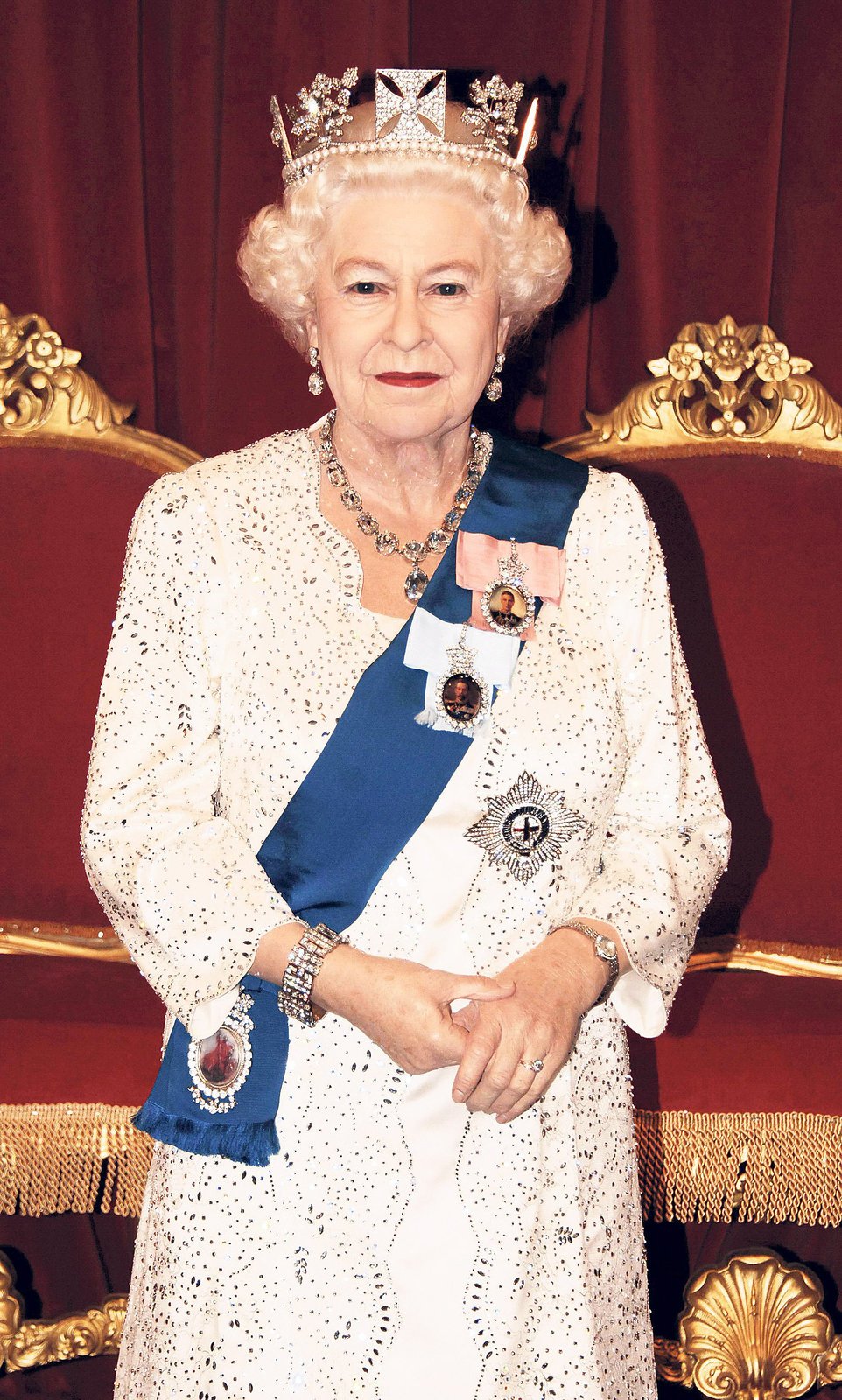 Alžběta II. se snaží zajistit britské monarchii grácii a dobrou pověst
