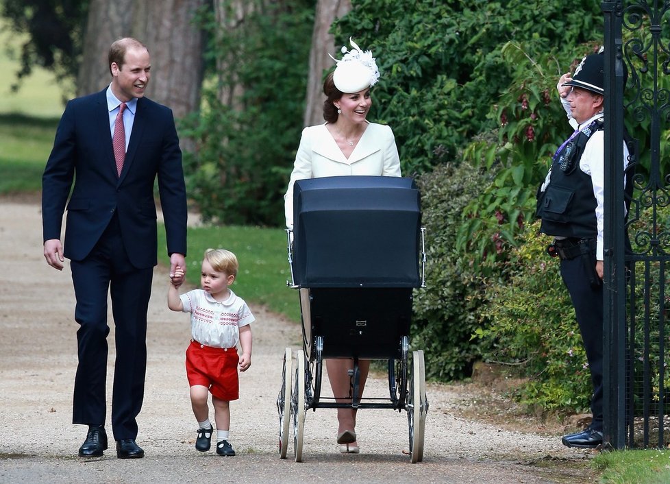 Princ William s Kate a dětmi Georgem a Charlotte.