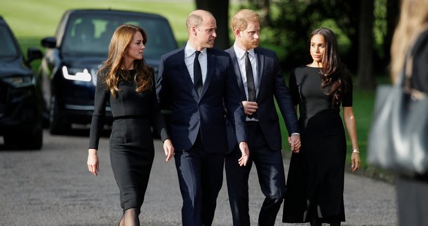 William s Kate a Harry s Meghan u Windsoru