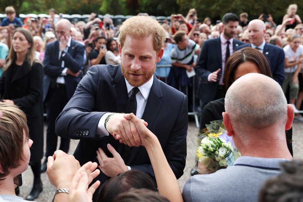 William s Kate a Harry s Meghan u Windsoru.