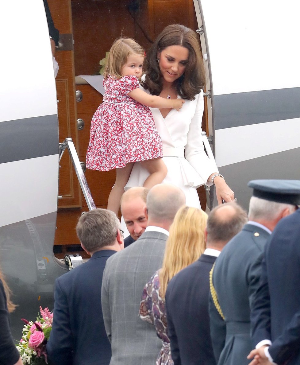 Vévodkyně Kate, princ William a děti přijeli do Polska.