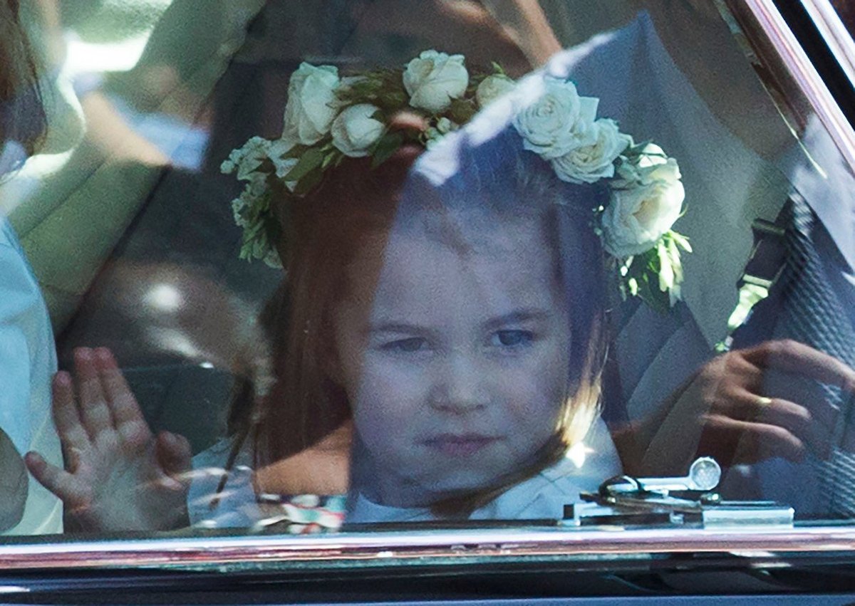 Princezna Charlotte přijíždí na svatbu