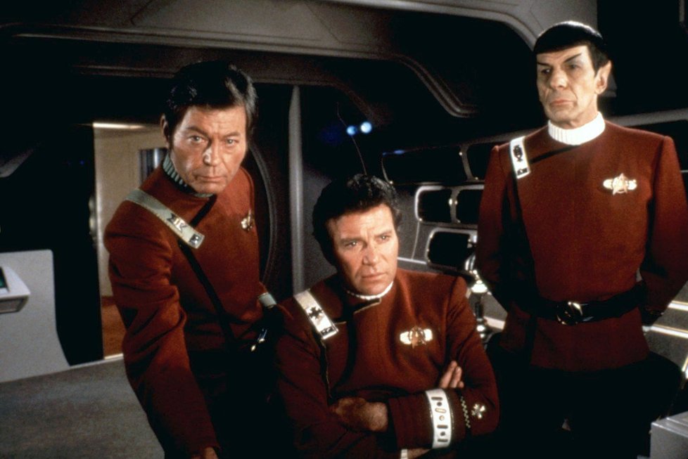 Herec William Shatner jako James T. Kirk ve snímku Star Trek II: Khanův hněv.