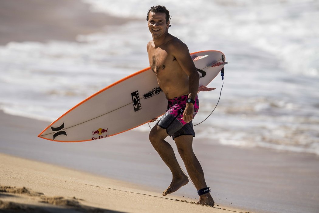 Julian Wilson je úspěšný surfař