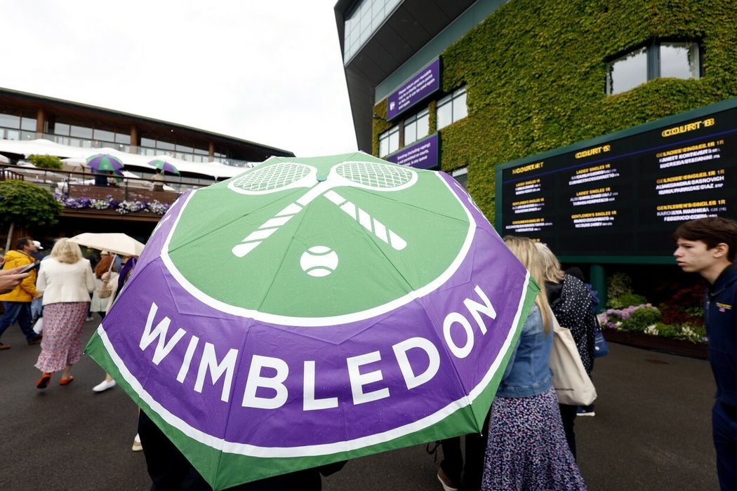 Návštěvníci Wimbledonu si stěžují na ceny jídla a nápojů