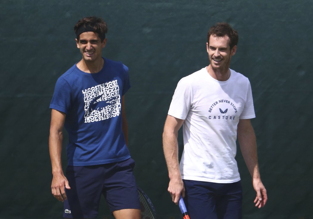 Mužskou čtyřhru hraje Andy Murray s Francouzem Herbertem