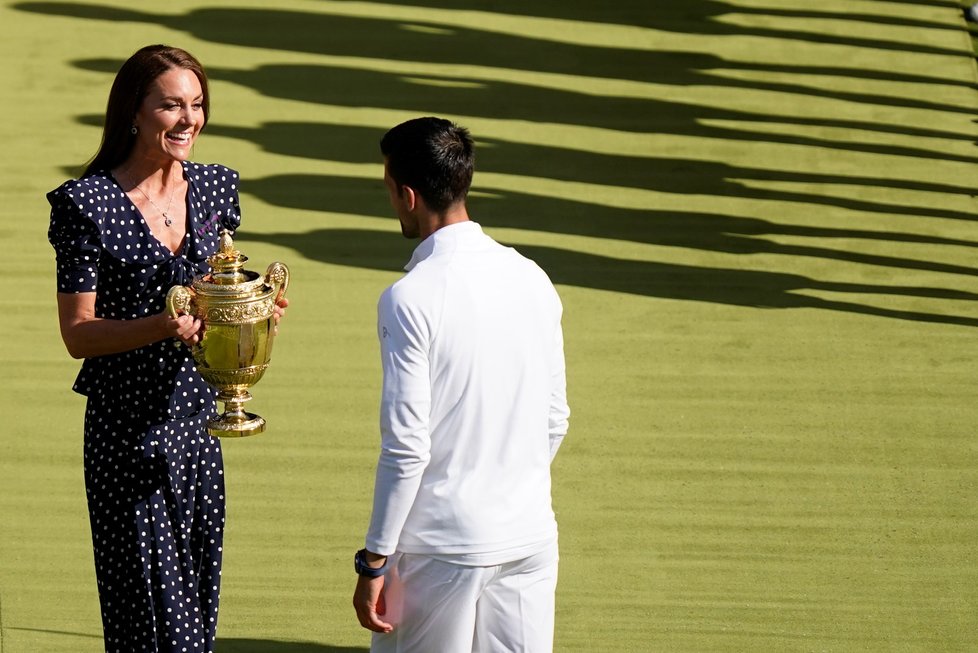 Vévodkyně Kate a Novak Djokovic