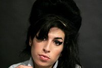 Poslední singl Amy Winehouse vyjde ve středu