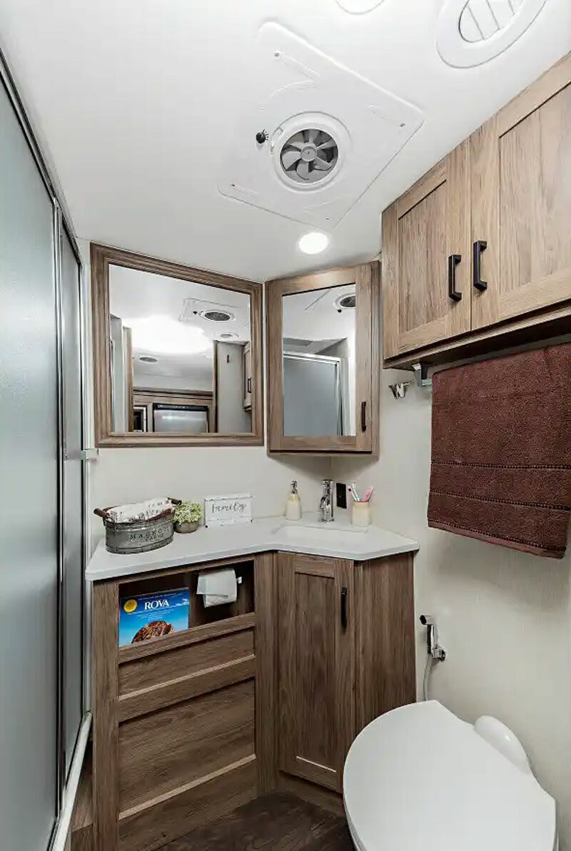 Winnebago Vista NPF