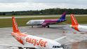 Maďarské aerolinky Wizz Air projevily zájem o převzetí britského easyJetu. Ten jejich nabídku odmítl. Wizz Air také jedná s Airbusem o nákupu stovky nových letadel.