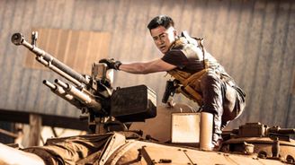 Číňané šílí z akčního komunistického filmu: Wolf Warrior 2 měl za dva týdny tržby 14 miliard