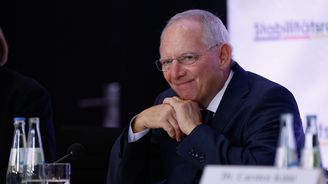 Německý politický zázrak se jmenuje Wolfgang Schäuble, v parlamentu je 42 let a má být opět ministrem