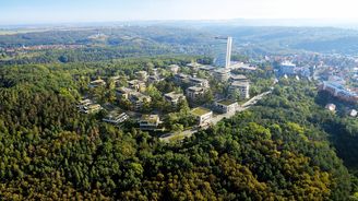 Stovky nových bytů s výhledem do pražské Šárky. Wood si plácl s Crestylem a společně investují miliardy Stovky nových bytů s výhledem do pražské Šárky. Wood si plácl s Crestylem a společně investují miliardy