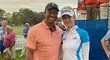 Nelly Kordová ulovila společnou fotografií s ikonou Tigerem Woodsem