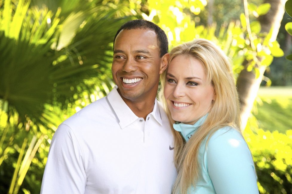 Golfer Tiger Woods and downhill skier Lindsey Vonn pose in this undated handout photo made available on www.tigerwoods.com. Woods announced on his website on Monday that the two are dating and has asked that their privacy is respected. REUTERS/Tiger Woods/Lindsey Vonn/Handout (UNITED STATES - Tags: SPORT SKIING GOLF SOCIETY) FOR EDITORIAL USE ONLY. NOT FOR SALE FOR MARKETING OR ADVERTISING CAMPAIGNS. THIS IMAGE HAS BEEN SUPPLIED BY A THIRD PARTY. IT IS DISTRIBUTED, EXACTLY AS RECEIVED BY REUTERS, AS A SERVICE TO CLIENTS. NO SALES. NO ARCHIVES