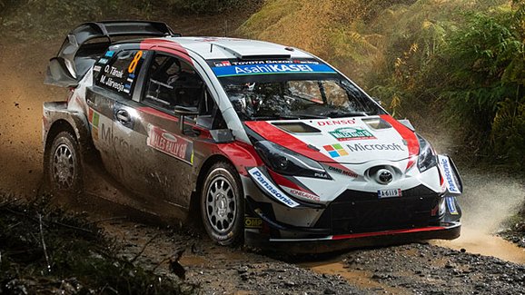 Britské rallye po 1. dnu: Kdo zastaví Tänaka?