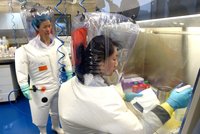 Může nastat nová pandemie, varuje novinářka. Covid podle ní „bez pochyb“ unikl z laboratoře