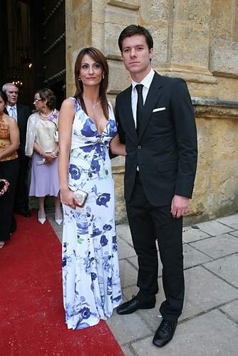 Xabi Alonso po boku své manželky.