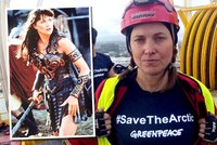 Xena vytáhla znovu do boje: Lucy Lawless se staví proti těžbě ropy