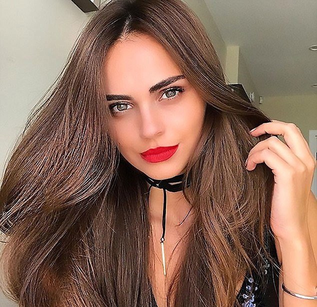 Moldavská modelka Xenia Deli