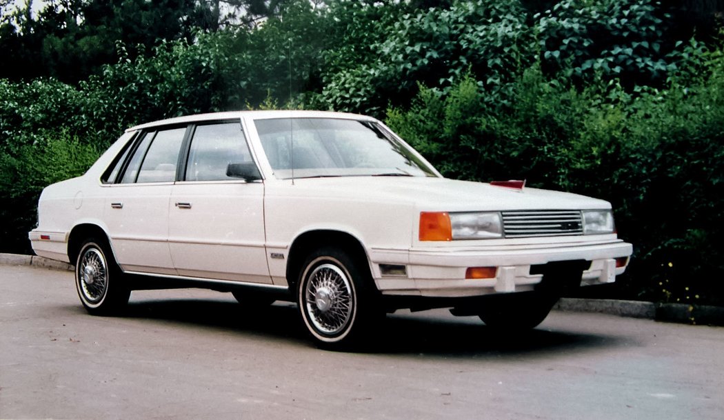 Xiao Hongqi (CA750F) (1987)