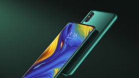 Xiaomi už letos dodalo na trh 100 milionů smartphonů. Do dalších milionů výrobce vykročil s novým Mi Mix 3