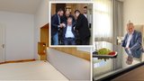 Zemanova nová kancelář: Exprezident úřaduje z bývalé ložnice s úzkým záchodem a bez výtahu