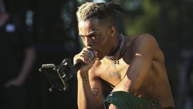 Americký rapper XXXTentacion (†20) byl zastřelen při loupežném přepadení v Miami.