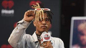 Americký rapper XXXTentacion (†20) byl zastřelen při loupežném přepadení v Miami.