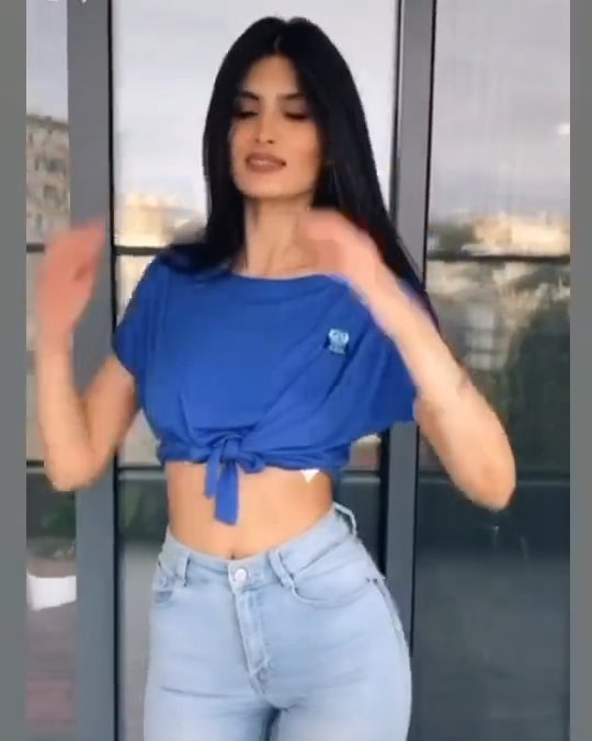 Izraelská influencerka Yael Cohen Arisová